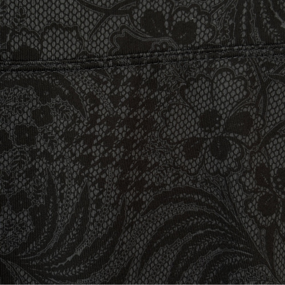 Athleta Floral Capri Leggings Women’s Small - Picture 3 of 9